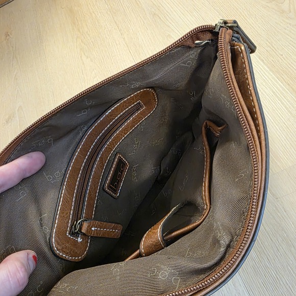 B.O.C Tan Faux Leather Crossbody Satchel Grunge Travel Purse Bag Medium Size - Picture 10 of 10